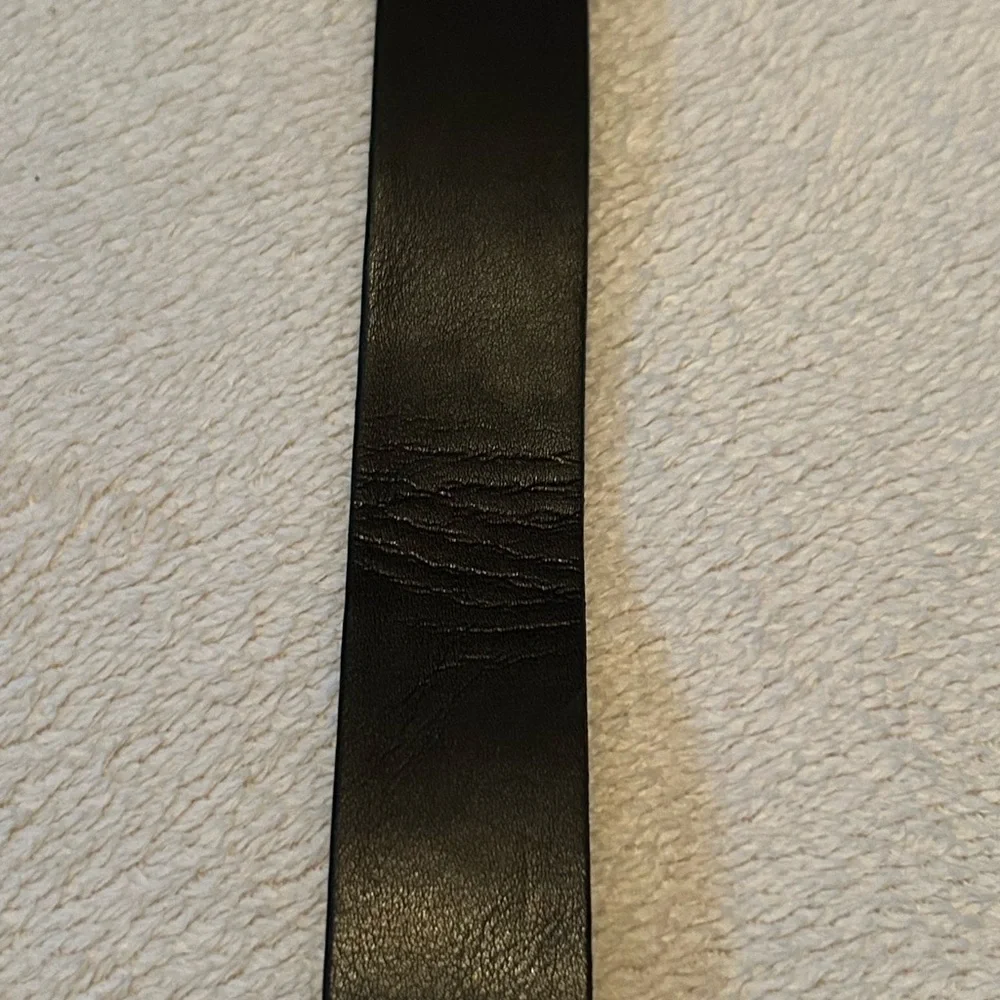 Columbia Boys XS (19-21) Reversible Black/Brown Synthetic Leather Belt. NWT.